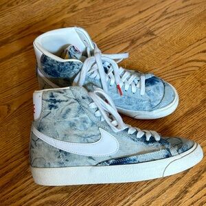 Nike Blazer 77 - EUC - Women’s 7